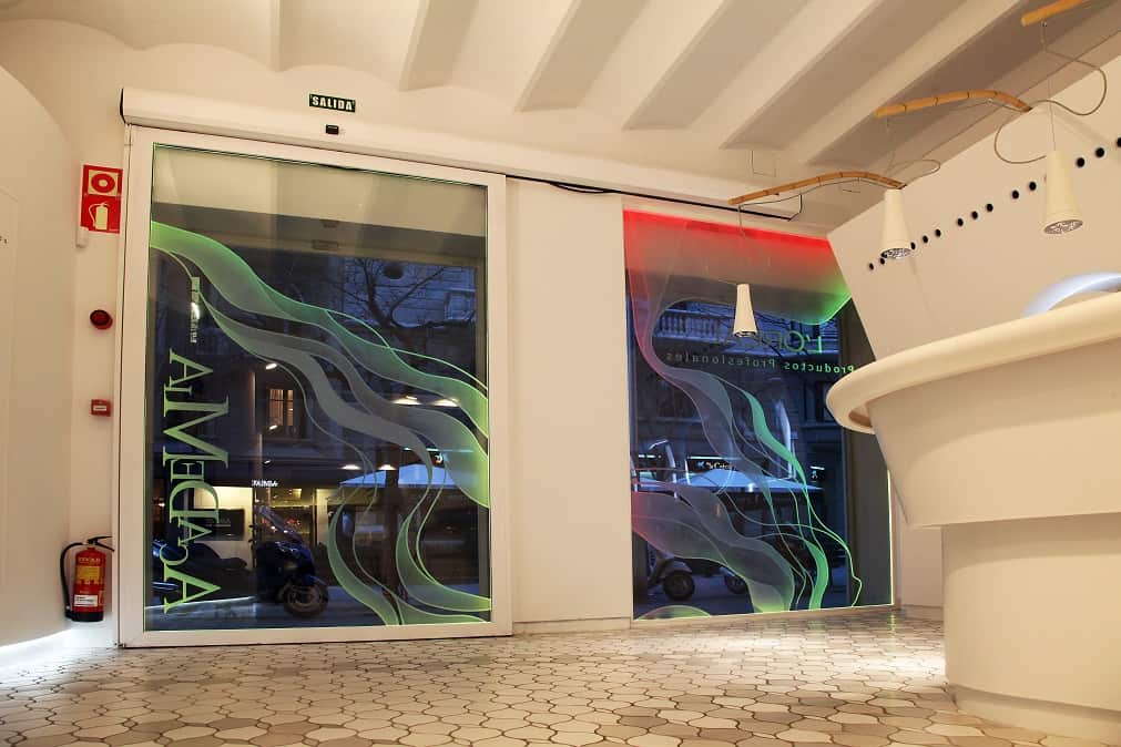 Las mejores puertas automáticas con hojas transparentes