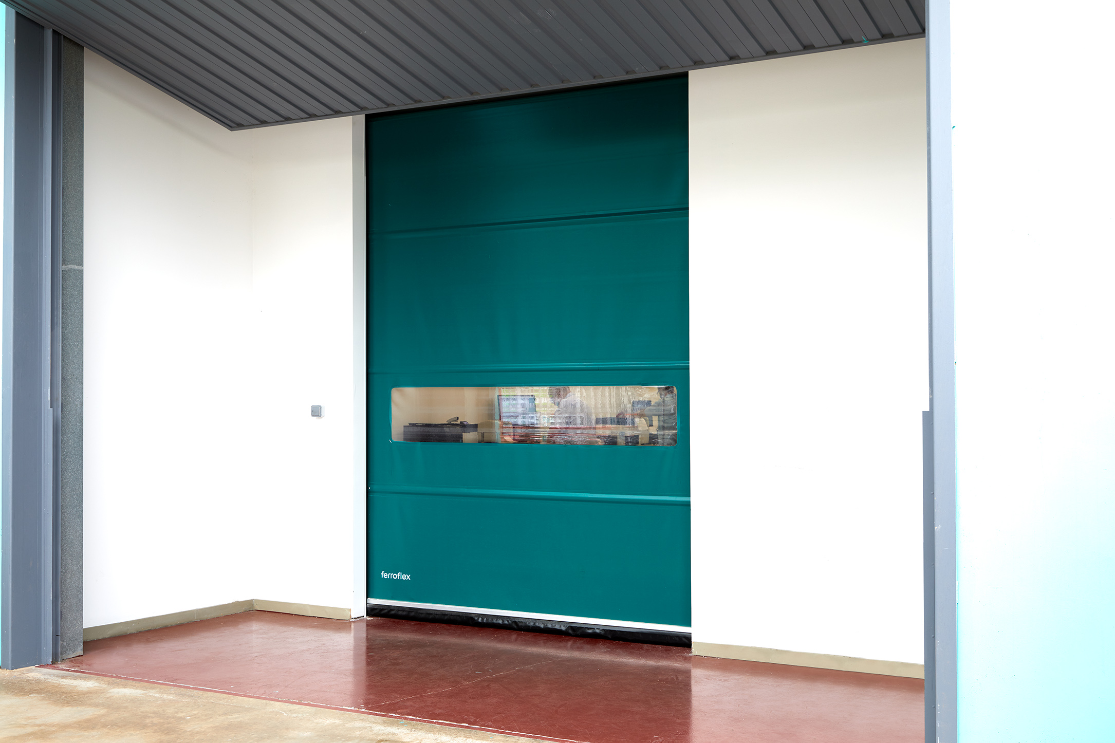 Cerramientos industriales para Loaner Healthcare Services