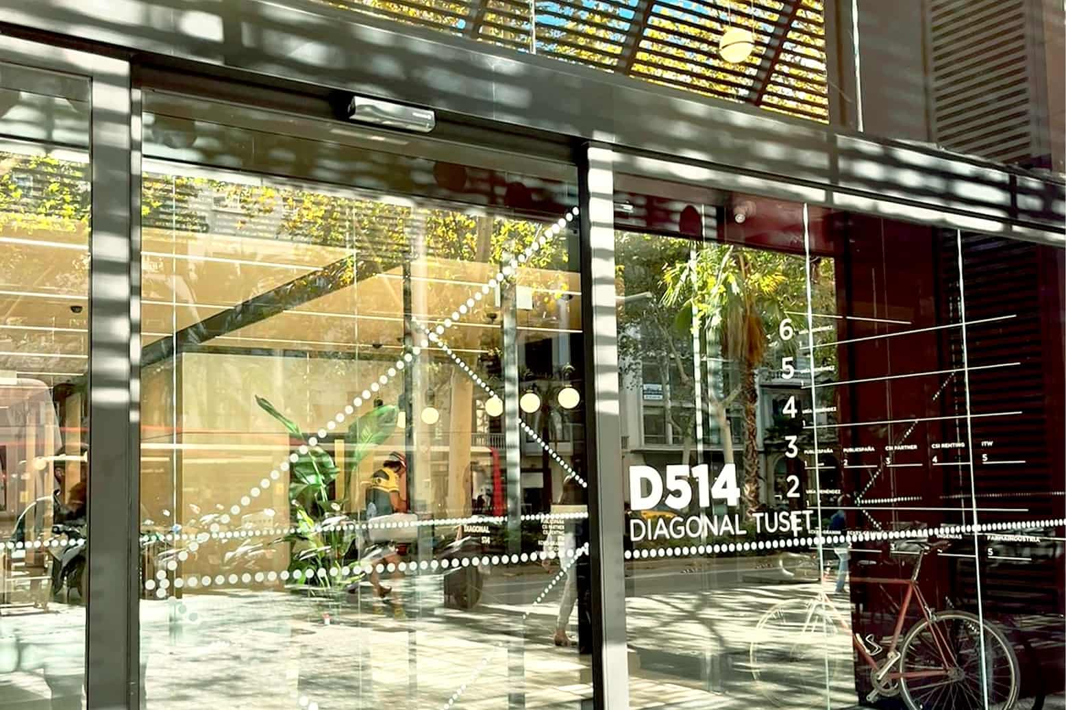 Puertas automáticas para edificios de oficinas en Barcelona