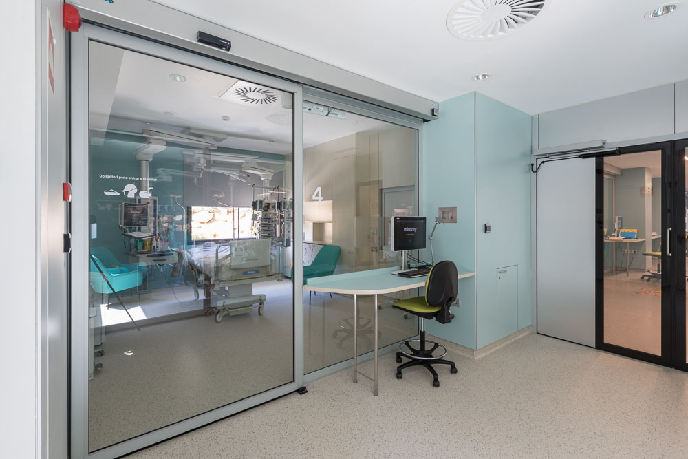 Sistema de esclusa del Hospital Sant Joan de Déu
