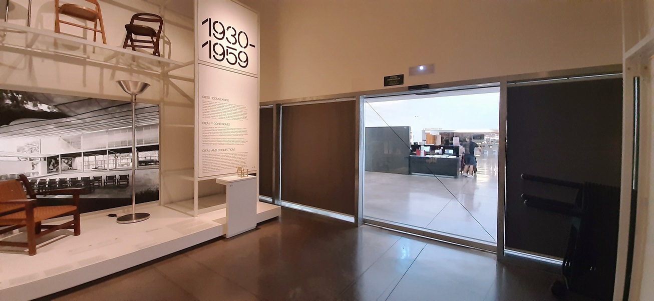puerta automatica corredera museo diseno