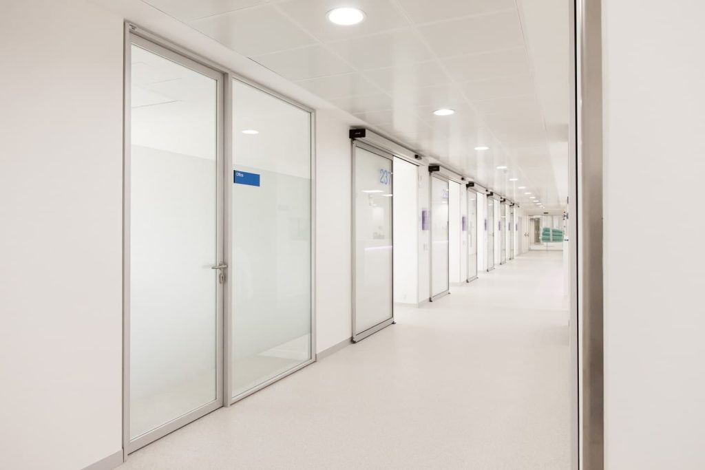 puertas automaticas hospital Bellvitge Barcelona