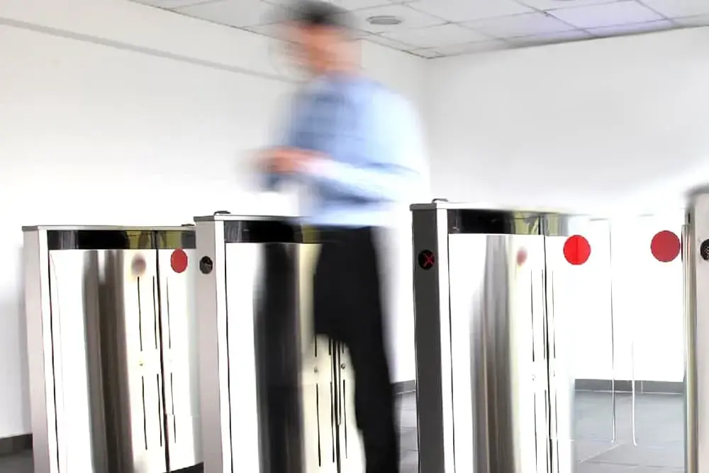Las puertas automáticas Manusa, una solución ideal para la vuelta a la oficina