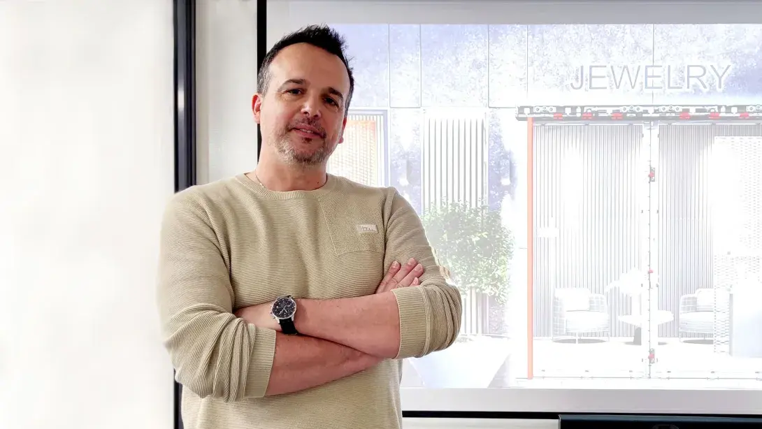 Entrevista a Gabriel González, ingeniero mecánico, sobre el desarrollo de la puerta automática antirrobo RC2