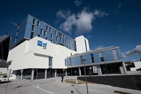 Puertas herméticas cortafuegos en el Hospital CUF Viseu