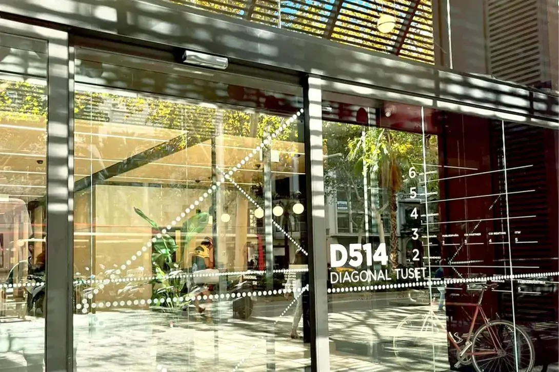 Puertas automáticas para edificios de oficinas en Barcelona