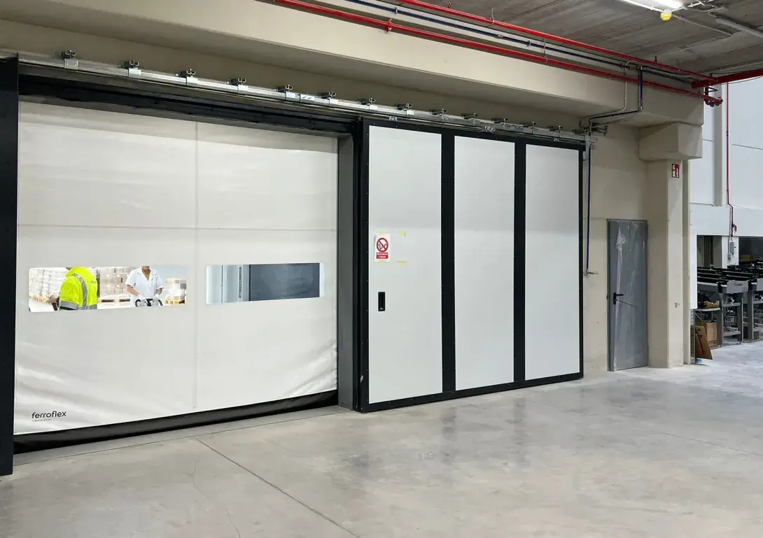 Puertas rápidas para las instalaciones de ALH Servicios