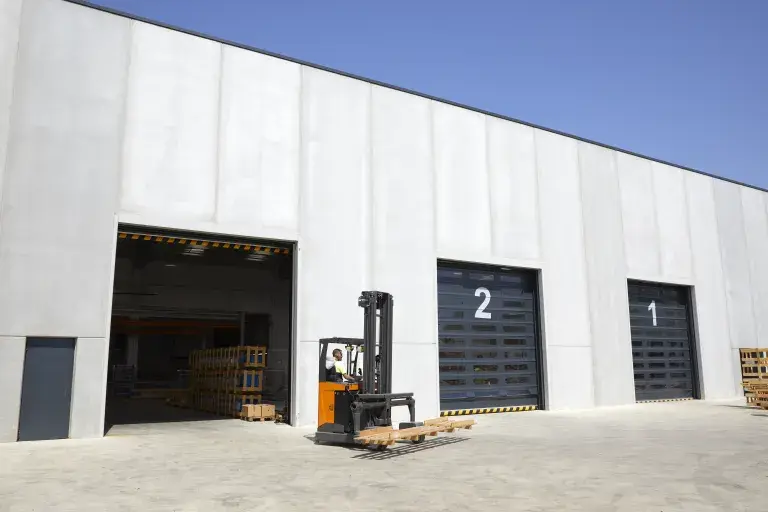 puertas industriales - manusa