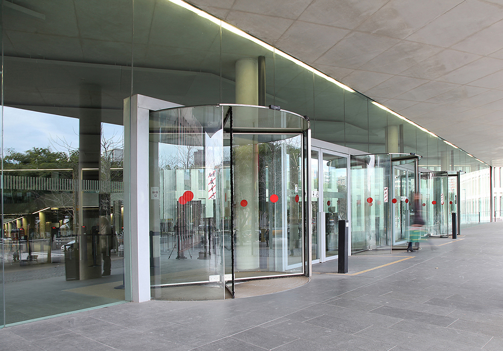 giratoria transparente BE2