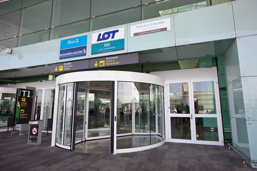 manusa-airport-automatic-revolving-door-install-company-airports-doors