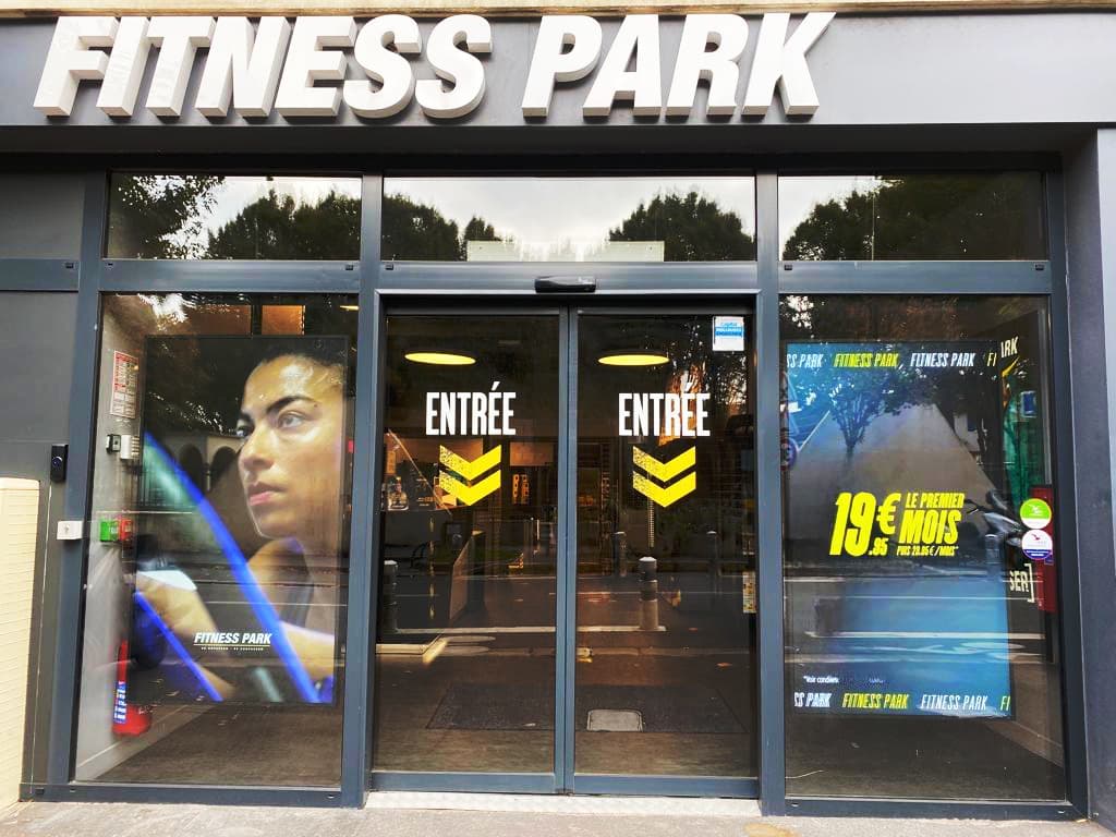 fitness park puertas automaticas gym